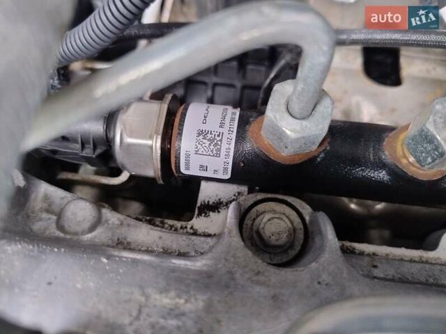 Черный Шевроле Каптива, объемом двигателя 2.23 л и пробегом 138 тыс. км за 12500 $, фото 43 на Automoto.ua