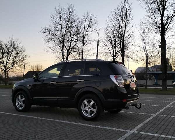 Черный Шевроле Каптива, объемом двигателя 2.2 л и пробегом 166 тыс. км за 11700 $, фото 12 на Automoto.ua