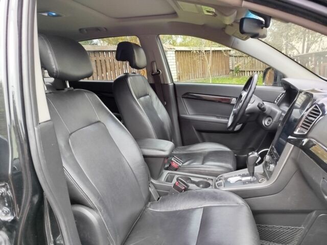 Чорний Шевроле Каптіва, об'ємом двигуна 2.2 л та пробігом 195 тис. км за 10400 $, фото 9 на Automoto.ua