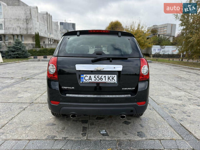 Черный Шевроле Каптива, объемом двигателя 2.2 л и пробегом 172 тыс. км за 10500 $, фото 5 на Automoto.ua