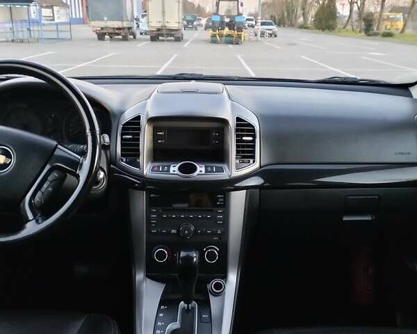 Черный Шевроле Каптива, объемом двигателя 2.2 л и пробегом 166 тыс. км за 11700 $, фото 52 на Automoto.ua