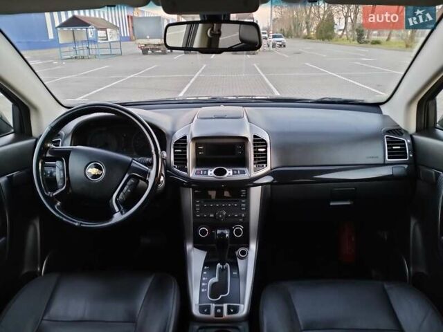 Черный Шевроле Каптива, объемом двигателя 2.2 л и пробегом 166 тыс. км за 11700 $, фото 55 на Automoto.ua