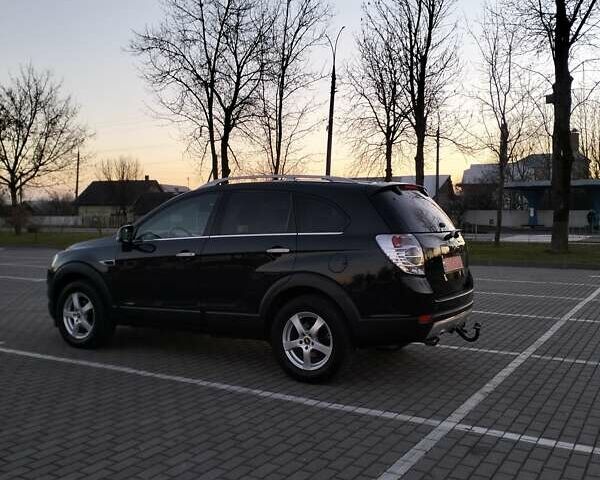 Черный Шевроле Каптива, объемом двигателя 2.2 л и пробегом 166 тыс. км за 11700 $, фото 13 на Automoto.ua
