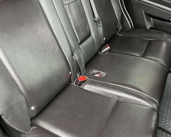 Черный Шевроле Каптива, объемом двигателя 2.23 л и пробегом 138 тыс. км за 12500 $, фото 1 на Automoto.ua