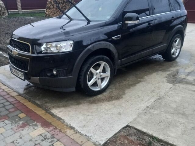 Черный Шевроле Каптива, объемом двигателя 2.2 л и пробегом 270 тыс. км за 9700 $, фото 4 на Automoto.ua