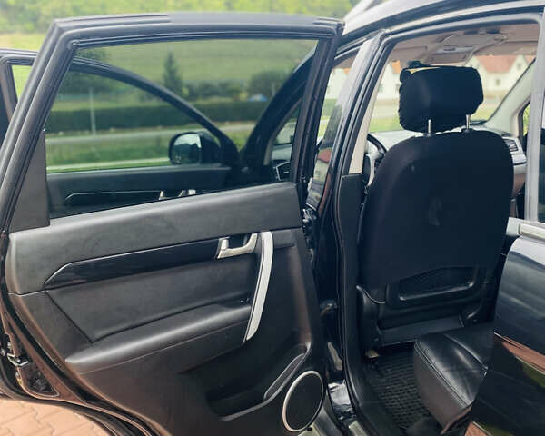 Чорний Шевроле Каптіва, об'ємом двигуна 2.23 л та пробігом 236 тис. км за 10500 $, фото 11 на Automoto.ua