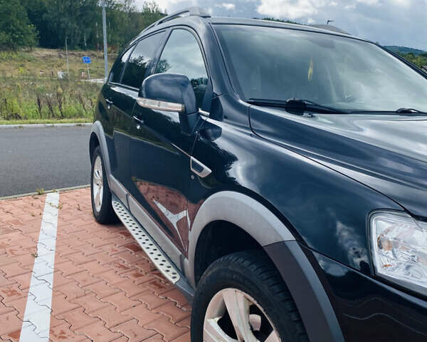 Чорний Шевроле Каптіва, об'ємом двигуна 2.23 л та пробігом 236 тис. км за 10500 $, фото 2 на Automoto.ua