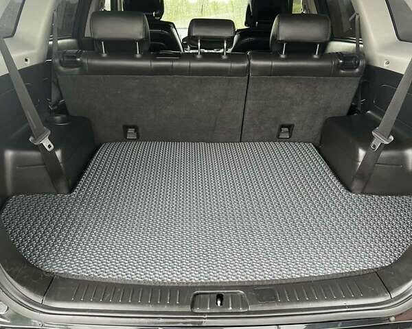 Черный Шевроле Каптива, объемом двигателя 2.23 л и пробегом 138 тыс. км за 12500 $, фото 4 на Automoto.ua