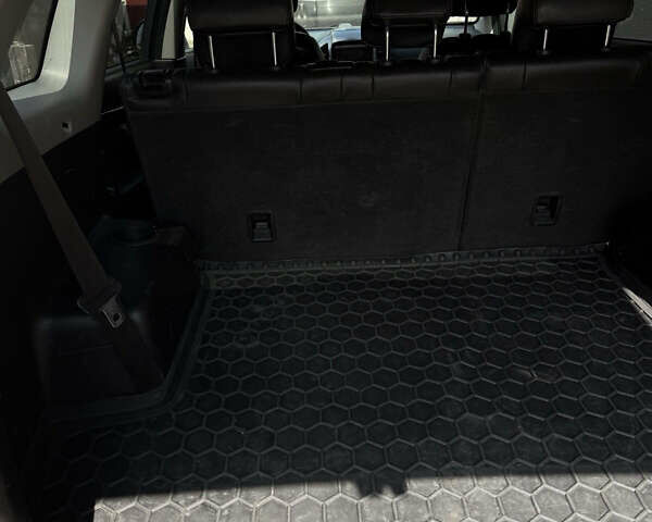 Черный Шевроле Каптива, объемом двигателя 2.2 л и пробегом 350 тыс. км за 10000 $, фото 21 на Automoto.ua