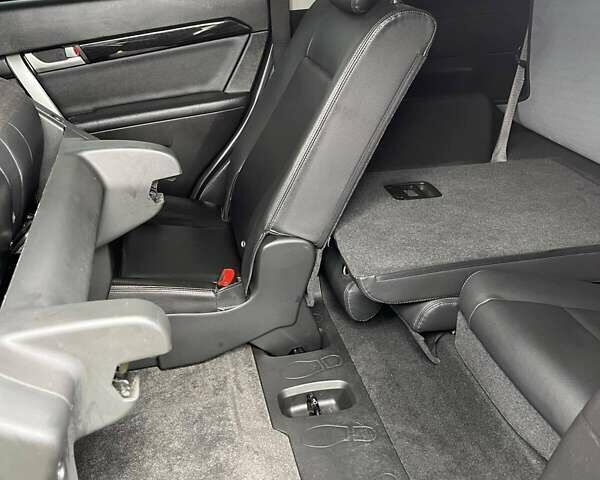 Черный Шевроле Каптива, объемом двигателя 2.23 л и пробегом 138 тыс. км за 12500 $, фото 20 на Automoto.ua