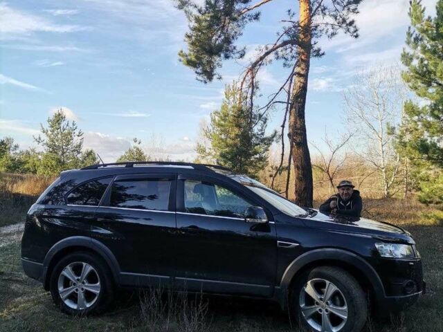 Чорний Шевроле Каптіва, об'ємом двигуна 2.2 л та пробігом 230 тис. км за 10000 $, фото 1 на Automoto.ua