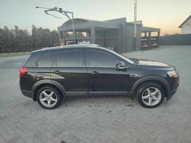 Черный Шевроле Каптива, объемом двигателя 2.2 л и пробегом 270 тыс. км за 9700 $, фото 7 на Automoto.ua