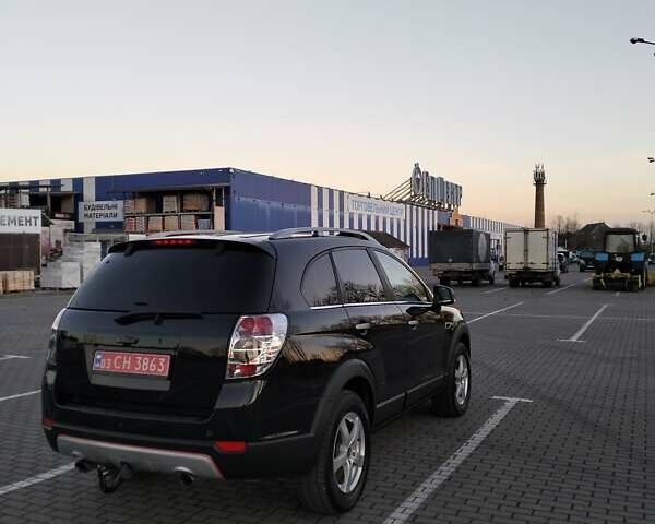 Черный Шевроле Каптива, объемом двигателя 2.2 л и пробегом 166 тыс. км за 11700 $, фото 21 на Automoto.ua