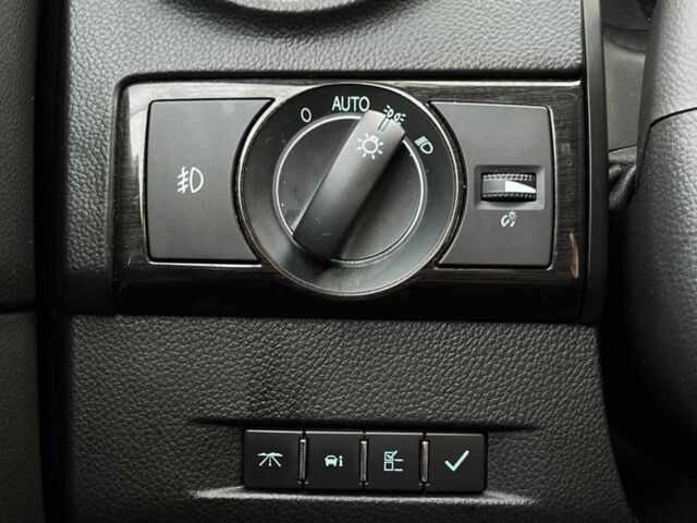 Черный Шевроле Каптива, объемом двигателя 2.4 л и пробегом 168 тыс. км за 9200 $, фото 17 на Automoto.ua