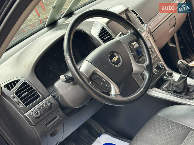 Черный Шевроле Каптива, объемом двигателя 2.38 л и пробегом 210 тыс. км за 11350 $, фото 133 на Automoto.ua