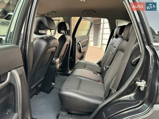 Черный Шевроле Каптива, объемом двигателя 2.38 л и пробегом 210 тыс. км за 11350 $, фото 164 на Automoto.ua