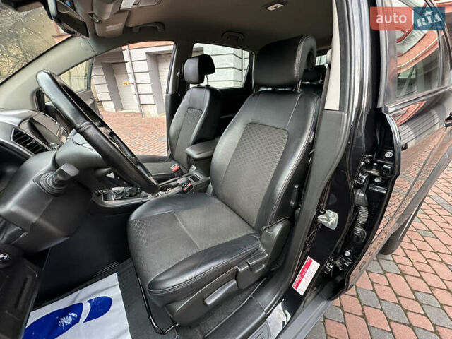 Черный Шевроле Каптива, объемом двигателя 2.38 л и пробегом 210 тыс. км за 11350 $, фото 138 на Automoto.ua