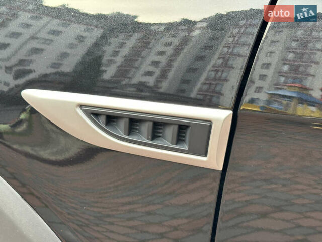 Черный Шевроле Каптива, объемом двигателя 2.38 л и пробегом 210 тыс. км за 11350 $, фото 74 на Automoto.ua