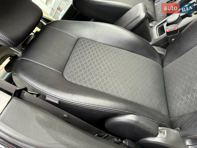 Черный Шевроле Каптива, объемом двигателя 2.38 л и пробегом 210 тыс. км за 11350 $, фото 156 на Automoto.ua