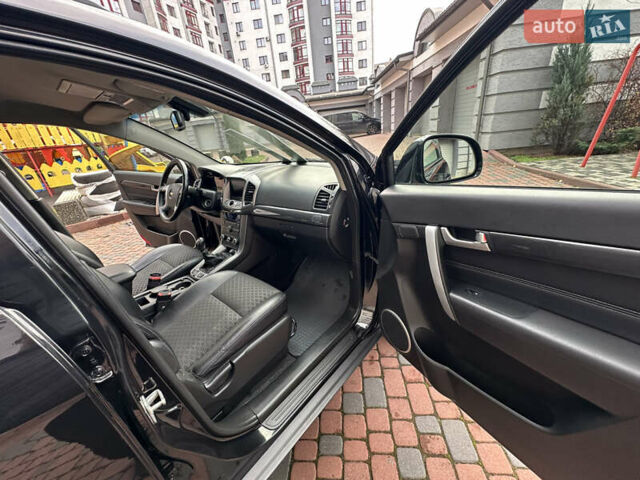 Черный Шевроле Каптива, объемом двигателя 2.38 л и пробегом 210 тыс. км за 11350 $, фото 159 на Automoto.ua