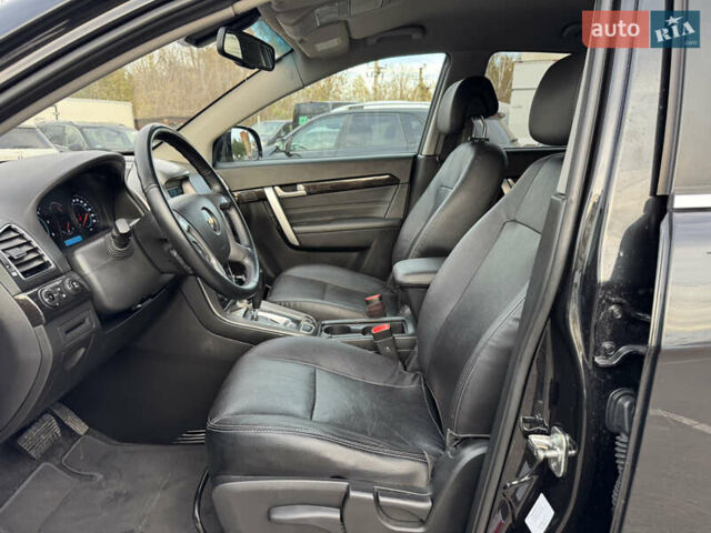 Черный Шевроле Каптива, объемом двигателя 2.23 л и пробегом 200 тыс. км за 11999 $, фото 13 на Automoto.ua