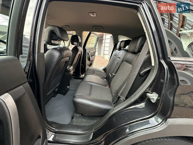 Черный Шевроле Каптива, объемом двигателя 2.38 л и пробегом 210 тыс. км за 11350 $, фото 172 на Automoto.ua