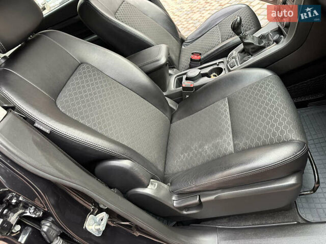 Черный Шевроле Каптива, объемом двигателя 2.38 л и пробегом 210 тыс. км за 11350 $, фото 154 на Automoto.ua