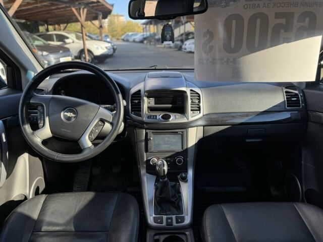 Черный Шевроле Каптива, объемом двигателя 0 л и пробегом 242 тыс. км за 12750 $, фото 7 на Automoto.ua