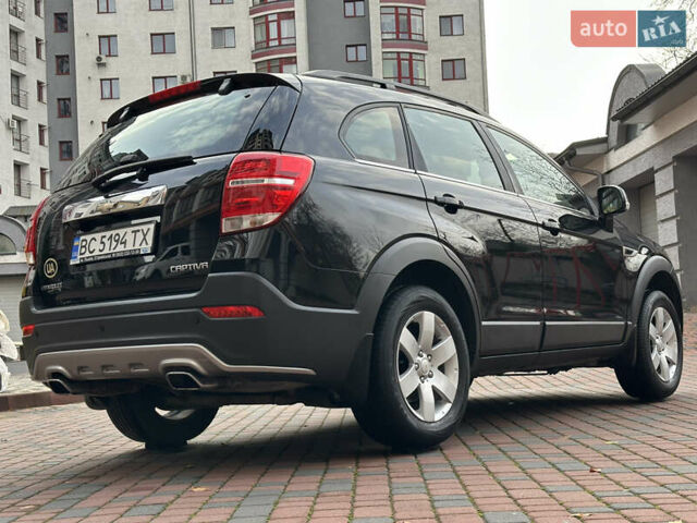 Черный Шевроле Каптива, объемом двигателя 2.38 л и пробегом 210 тыс. км за 11350 $, фото 16 на Automoto.ua