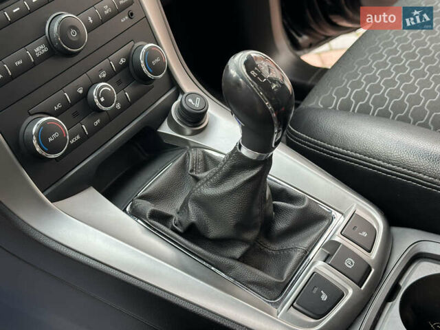 Черный Шевроле Каптива, объемом двигателя 2.38 л и пробегом 210 тыс. км за 11350 $, фото 113 на Automoto.ua