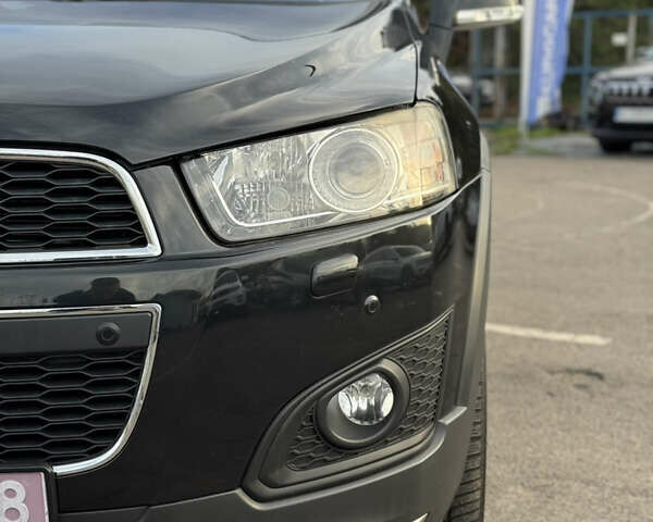 Черный Шевроле Каптива, объемом двигателя 2.23 л и пробегом 200 тыс. км за 11999 $, фото 10 на Automoto.ua