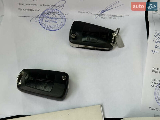 Черный Шевроле Каптива, объемом двигателя 2.38 л и пробегом 210 тыс. км за 11350 $, фото 202 на Automoto.ua