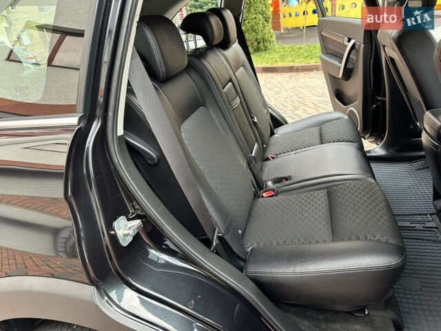 Черный Шевроле Каптива, объемом двигателя 2.38 л и пробегом 210 тыс. км за 11350 $, фото 178 на Automoto.ua