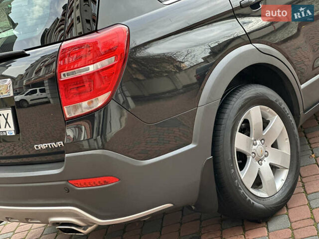 Черный Шевроле Каптива, объемом двигателя 2.38 л и пробегом 210 тыс. км за 11350 $, фото 35 на Automoto.ua