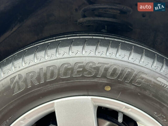 Черный Шевроле Каптива, объемом двигателя 2.38 л и пробегом 210 тыс. км за 11350 $, фото 85 на Automoto.ua