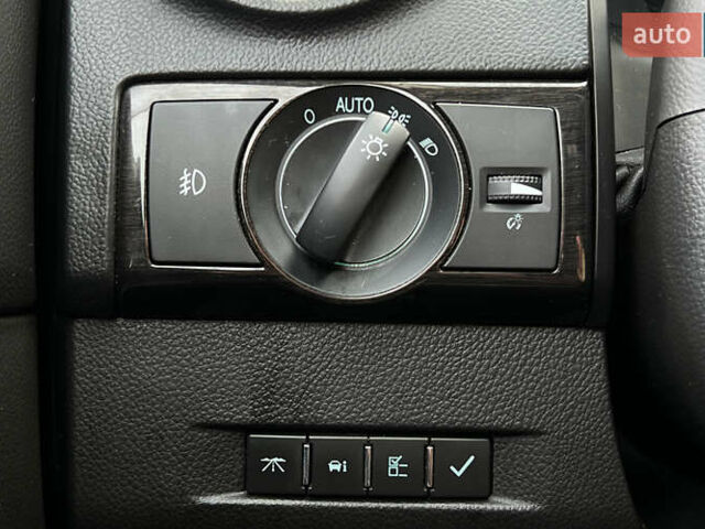 Чорний Шевроле Каптіва, об'ємом двигуна 2.38 л та пробігом 168 тис. км за 9200 $, фото 17 на Automoto.ua