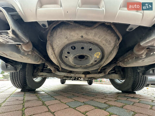 Черный Шевроле Каптива, объемом двигателя 2.38 л и пробегом 210 тыс. км за 11350 $, фото 107 на Automoto.ua