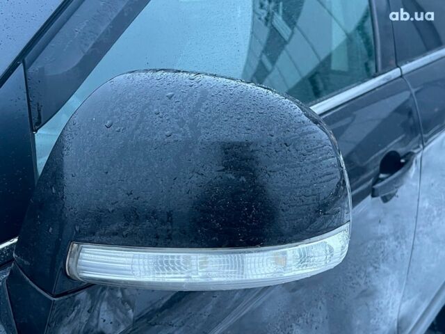 Черный Шевроле Каптива, объемом двигателя 2.2 л и пробегом 157 тыс. км за 12990 $, фото 15 на Automoto.ua