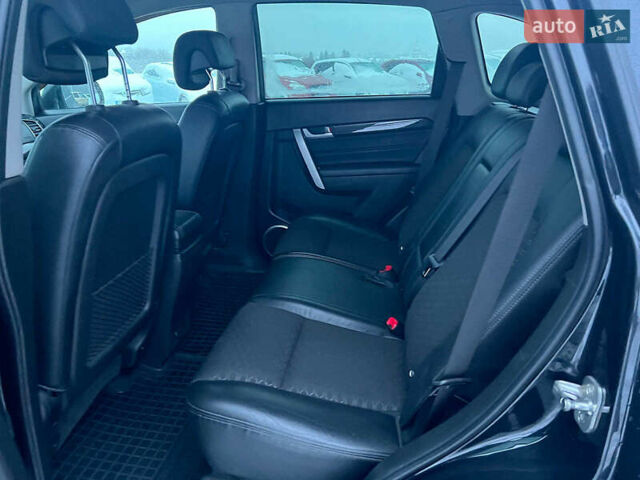 Черный Шевроле Каптива, объемом двигателя 2.2 л и пробегом 157 тыс. км за 12990 $, фото 27 на Automoto.ua