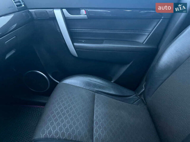 Черный Шевроле Каптива, объемом двигателя 2.2 л и пробегом 157 тыс. км за 12990 $, фото 23 на Automoto.ua