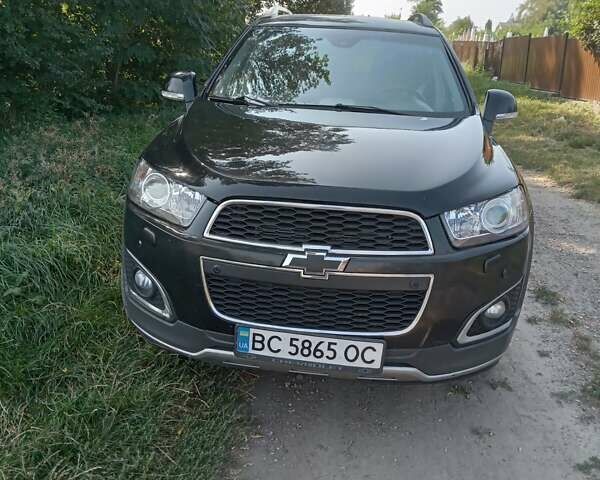 Черный Шевроле Каптива, объемом двигателя 2.2 л и пробегом 290 тыс. км за 8300 $, фото 2 на Automoto.ua