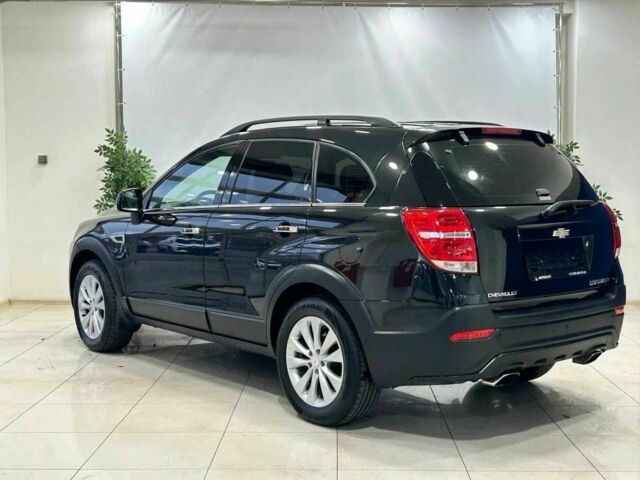 Черный Шевроле Каптива, объемом двигателя 2.2 л и пробегом 125 тыс. км за 11958 $, фото 1 на Automoto.ua