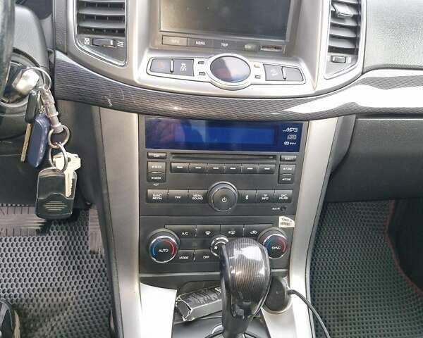 Чорний Шевроле Каптіва, об'ємом двигуна 2.23 л та пробігом 157 тис. км за 14300 $, фото 6 на Automoto.ua