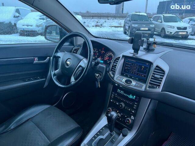 Черный Шевроле Каптива, объемом двигателя 2.2 л и пробегом 157 тыс. км за 12990 $, фото 35 на Automoto.ua