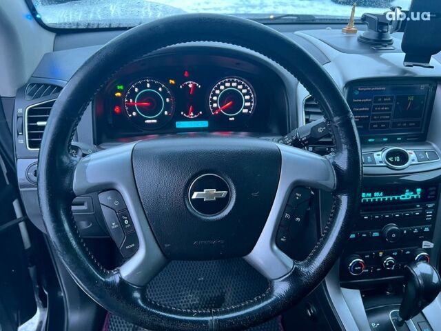 Черный Шевроле Каптива, объемом двигателя 2.2 л и пробегом 157 тыс. км за 12990 $, фото 19 на Automoto.ua