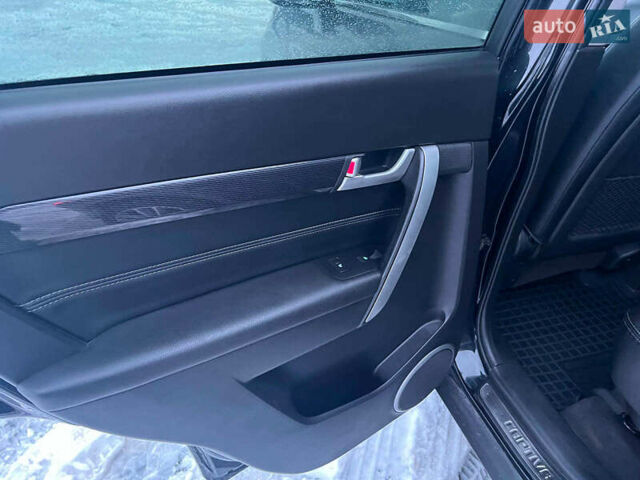 Черный Шевроле Каптива, объемом двигателя 2.2 л и пробегом 157 тыс. км за 12990 $, фото 29 на Automoto.ua