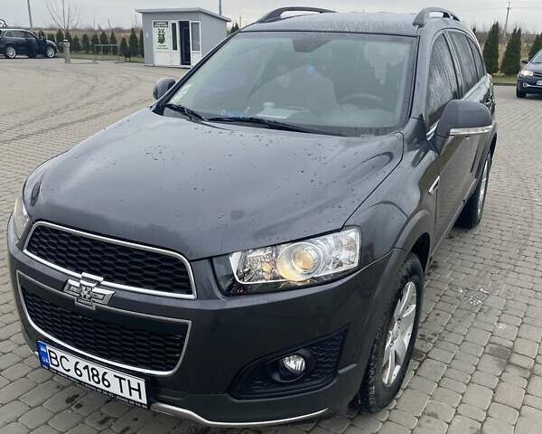 Черный Шевроле Каптива, объемом двигателя 2.4 л и пробегом 177 тыс. км за 11200 $, фото 1 на Automoto.ua