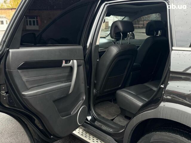 Чорний Шевроле Каптіва, об'ємом двигуна 2.2 л та пробігом 168 тис. км за 13240 $, фото 38 на Automoto.ua