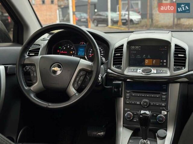 Чорний Шевроле Каптіва, об'ємом двигуна 2.2 л та пробігом 168 тис. км за 13240 $, фото 44 на Automoto.ua