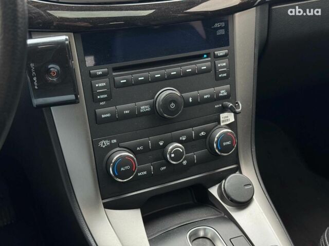 Чорний Шевроле Каптіва, об'ємом двигуна 2.2 л та пробігом 168 тис. км за 13240 $, фото 27 на Automoto.ua